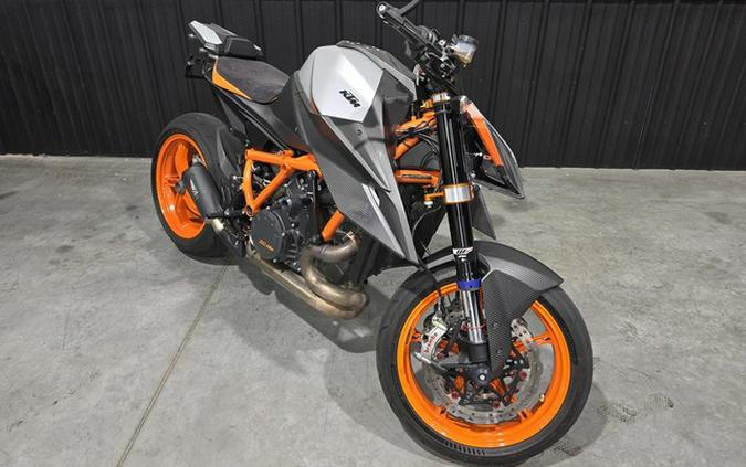 2022 KTM 1290 SUPERDUKE EVO