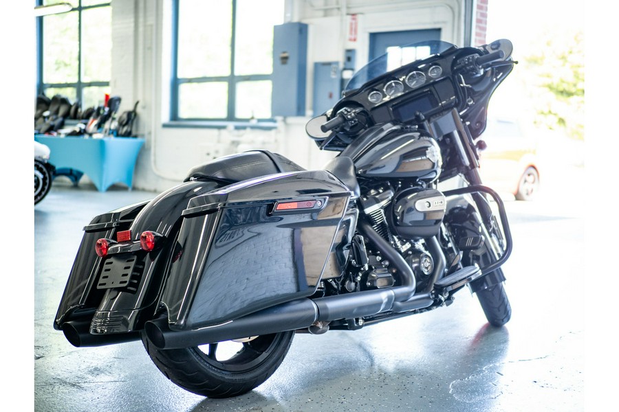 2021 Harley-Davidson® Street Glide® Special, Black Finish