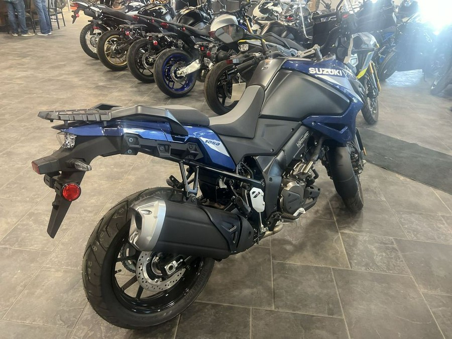 2023 Suzuki V-Strom 800DE Adventure