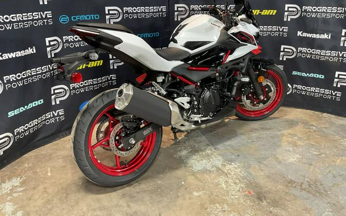 2026 Kawasaki Z500 SE ABS