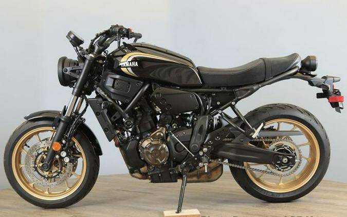 2023 Yamaha XSR700