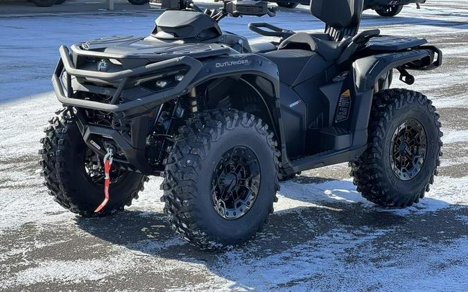 2026 Can-Am® Outlander MAX Backcountry Multicam Dark Camo