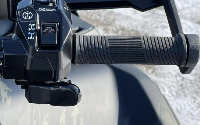 2026 Can-Am® Outlander MAX Backcountry Multicam Dark Camo