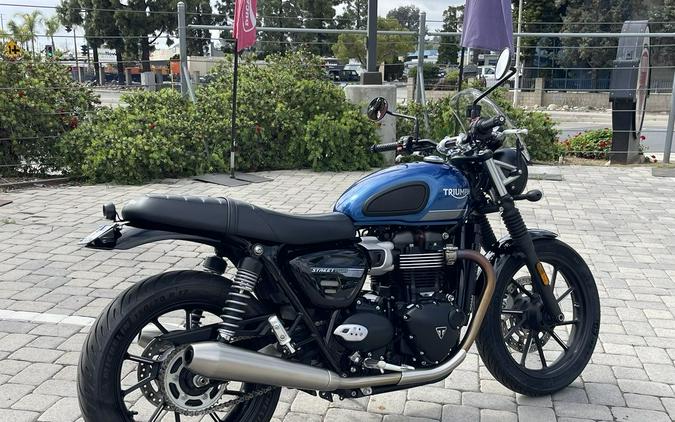 2022 Triumph Street Twin Cobalt Blue