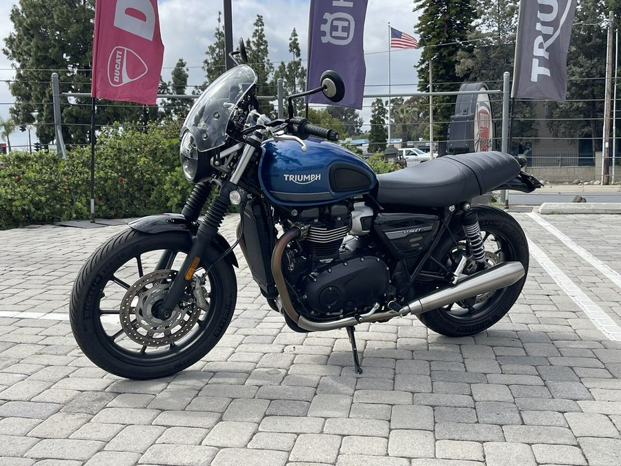 2022 Triumph Street Twin Cobalt Blue