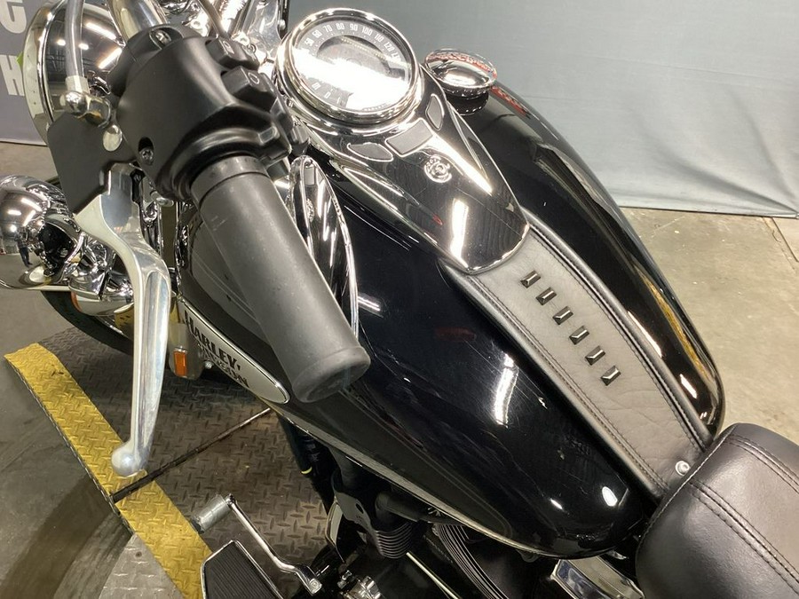 2021 Harley-Davidson® FLHC - Heritage Classic