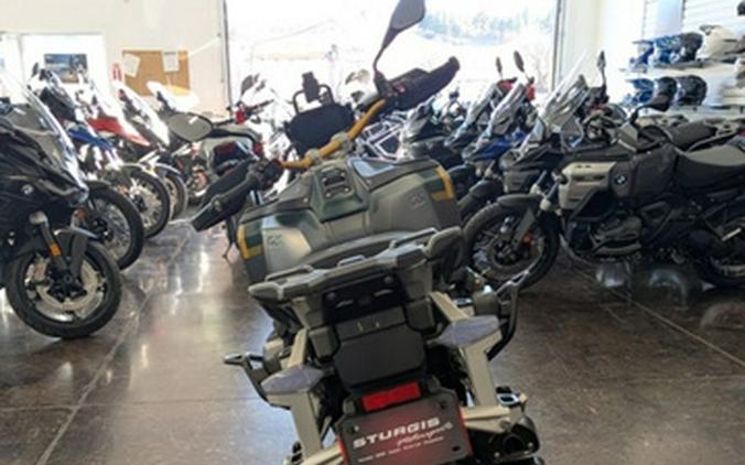 2026 BMW R 1300 GS Adventure Option 719 1300 R Snapper Rocks Blue