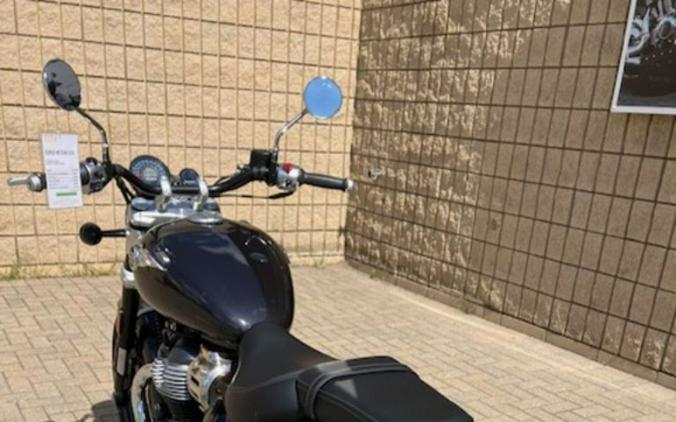 2024 Royal Enfield Super Meteor 650 Astral Black