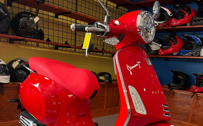2027 Vespa Primavera 150 Red