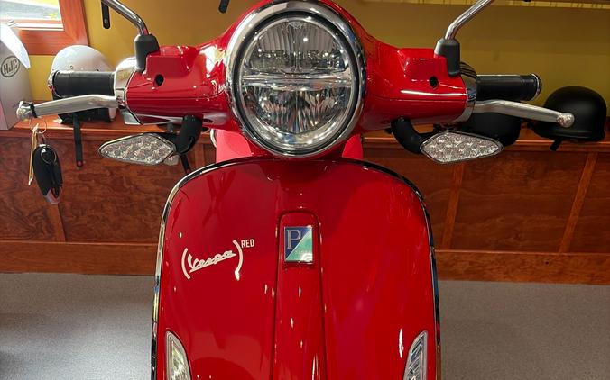 2027 Vespa Primavera 150 Red