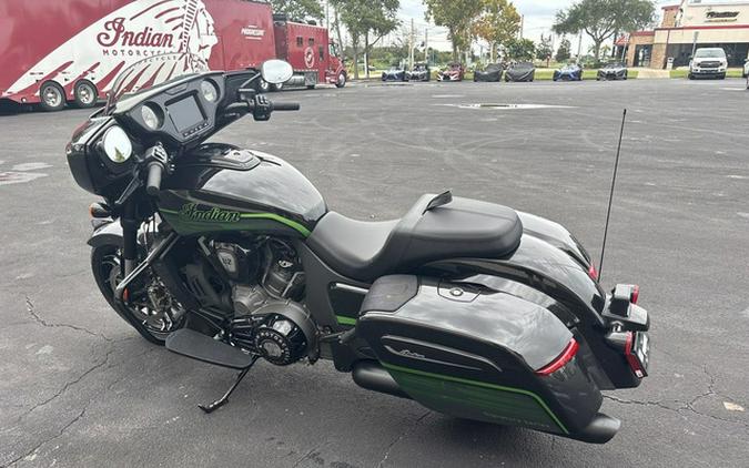 2026 Indian Chieftain Powerplus Dark Horse Signature Series Abyss Metallic / Cypher Gr