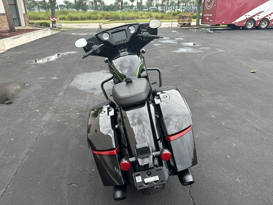 2026 Indian Chieftain Powerplus Dark Horse Signature Series Abyss Metallic / Cypher Gr
