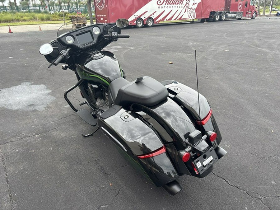 2026 Indian Chieftain Powerplus Dark Horse Signature Series Abyss Metallic / Cypher Gr
