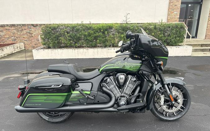 2026 Indian Chieftain Powerplus Dark Horse Signature Series Abyss Metallic / Cypher Gr