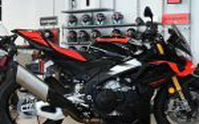 2026 Aprilia Tuono V4 Factory