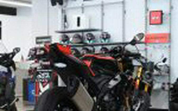 2026 Aprilia Tuono V4 Factory