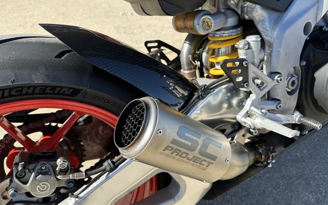 2022 Aprilia RSV4 1100