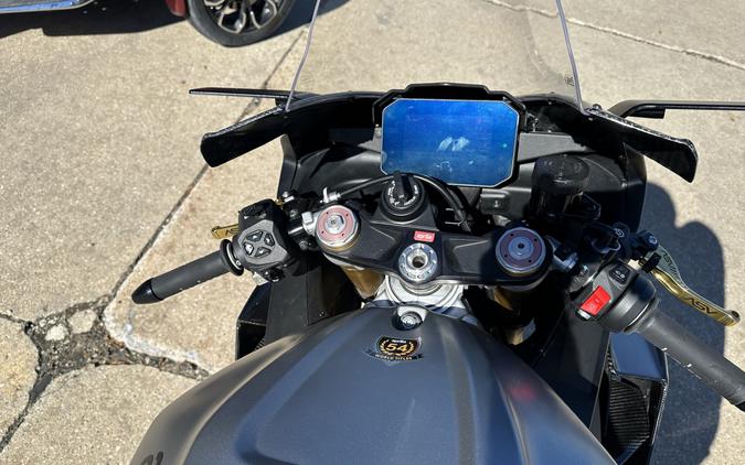 2022 Aprilia RSV4 1100