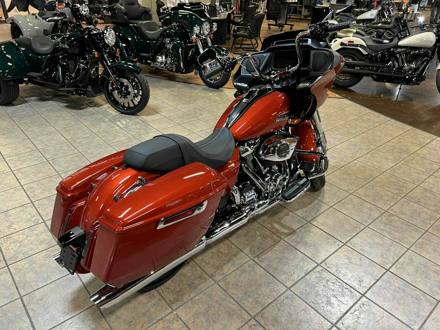 2024 Harley-Davidson Road Glide® Whiskey Fire