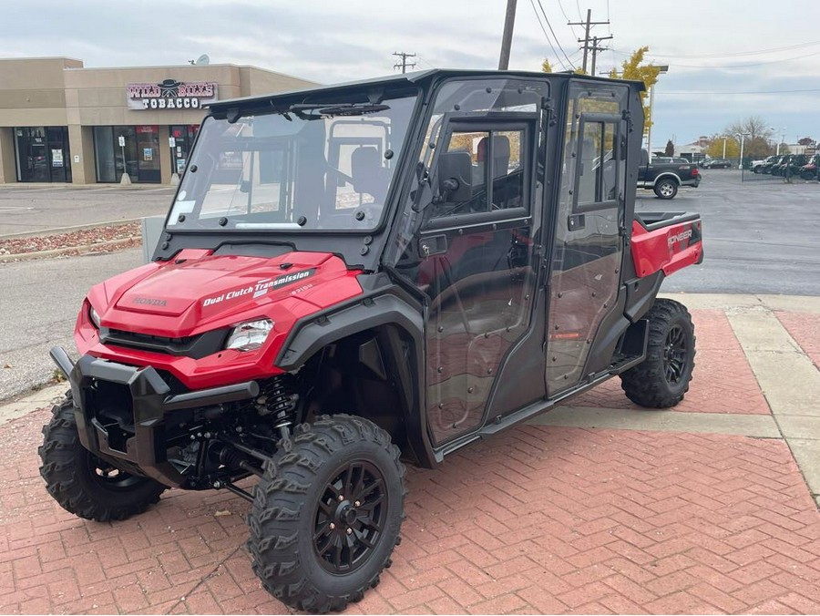 2025 Honda Pioneer 1000-6 Crew Deluxe