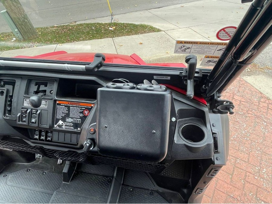 2025 Honda Pioneer 1000-6 Crew Deluxe