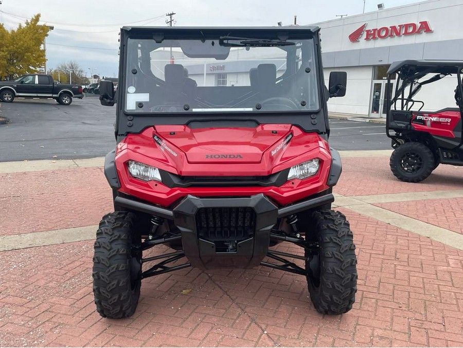 2025 Honda Pioneer 1000-6 Crew Deluxe
