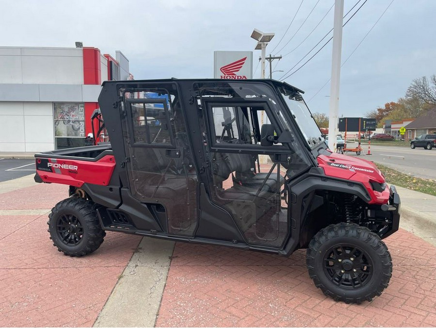 2025 Honda Pioneer 1000-6 Crew Deluxe