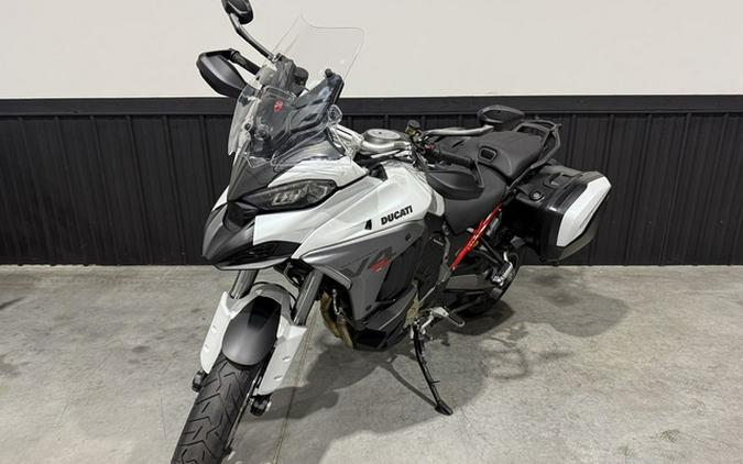 2026 Ducati Multistrada V4 S Travel & Radar Arctic White V4 S