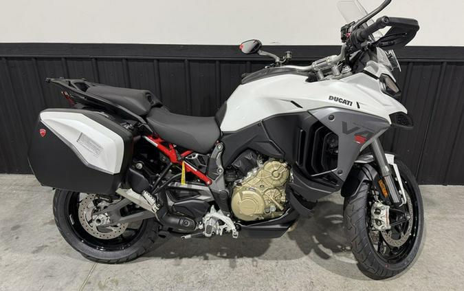 2026 Ducati Multistrada V4 S Travel & Radar Arctic White V4 S