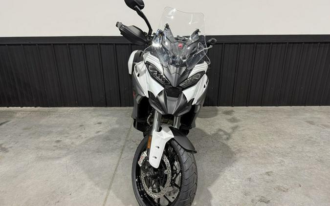 2026 Ducati Multistrada V4 S Travel & Radar Arctic White V4 S