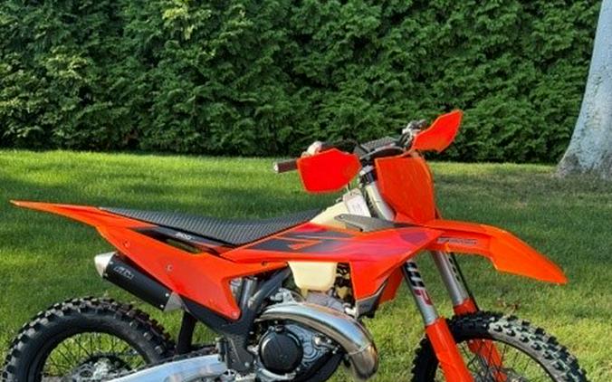 2027 KTM 300 XC
