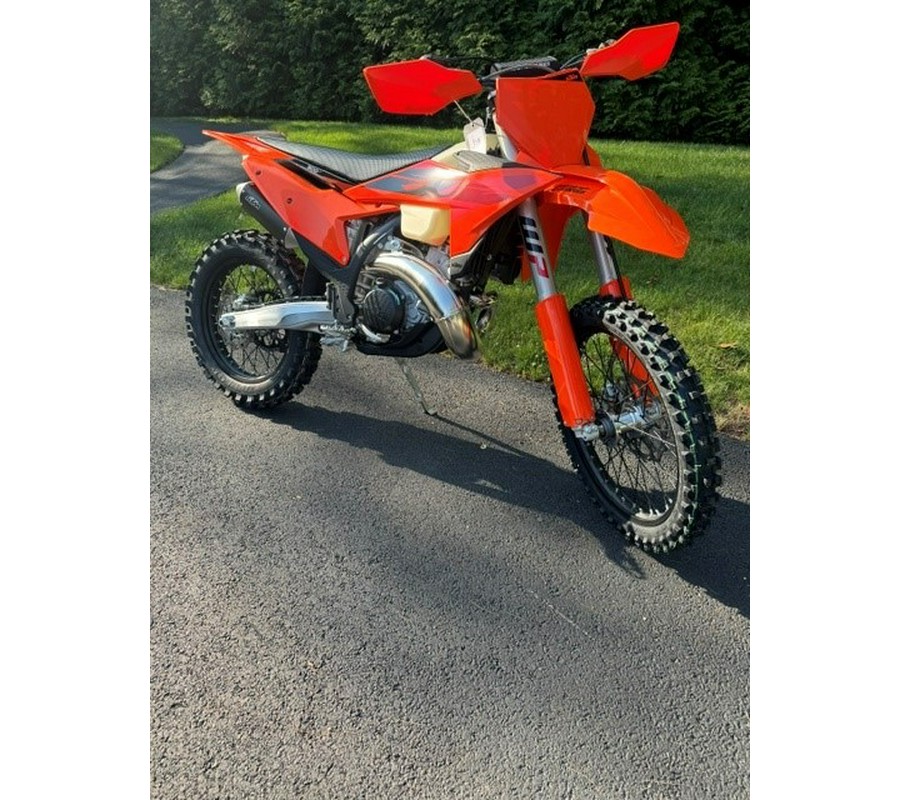 2027 KTM 300 XC