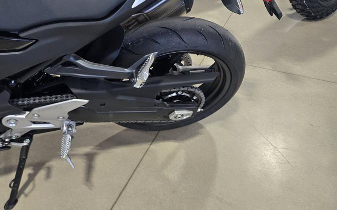 2024 CFMOTO 450SS Nebula White