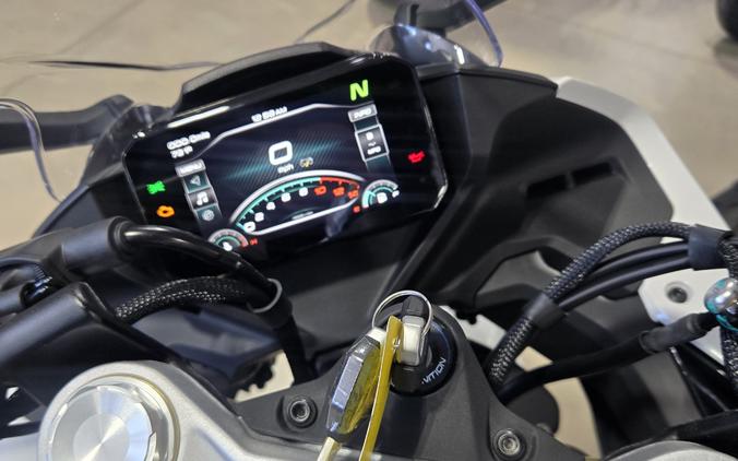 2024 CFMOTO 450SS Nebula White