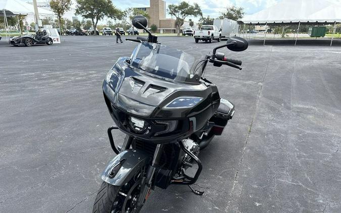 2026 Indian Challenger Dark Horse Signature Series Abyss Metallic / Red Allert