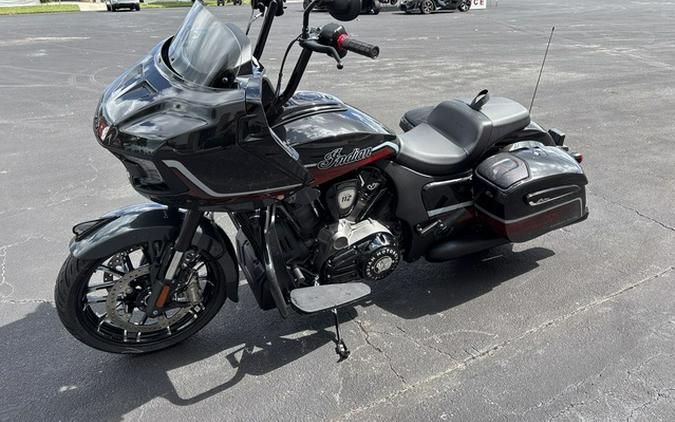 2026 Indian Challenger Dark Horse Signature Series Abyss Metallic / Red Allert