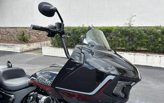 2026 Indian Challenger Dark Horse Signature Series Abyss Metallic / Red Allert