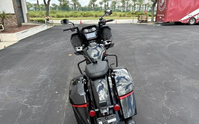 2026 Indian Challenger Dark Horse Signature Series Abyss Metallic / Red Allert