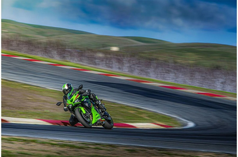 2024 Kawasaki Ninja® ZX™-6R KRT Edition ABS