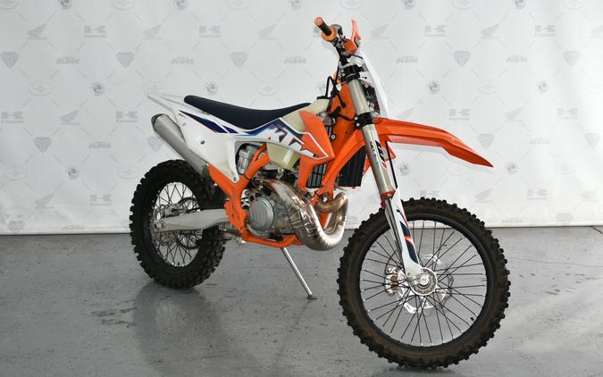 2022 KTM XC 300 TPI