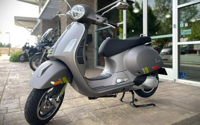 2023 Vespa GTS SUPER TECH 300