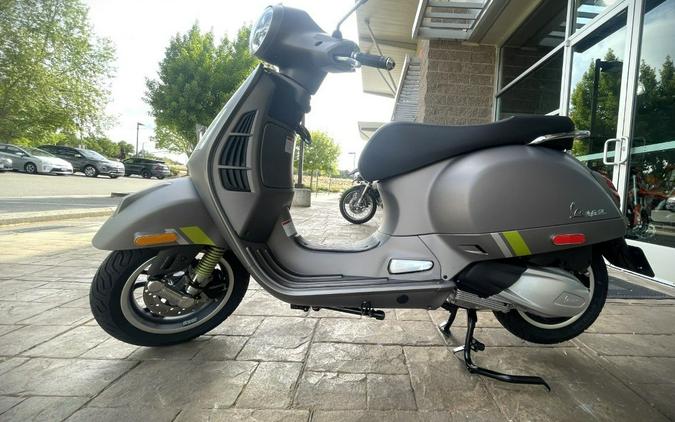 2023 Vespa GTS SUPER TECH 300