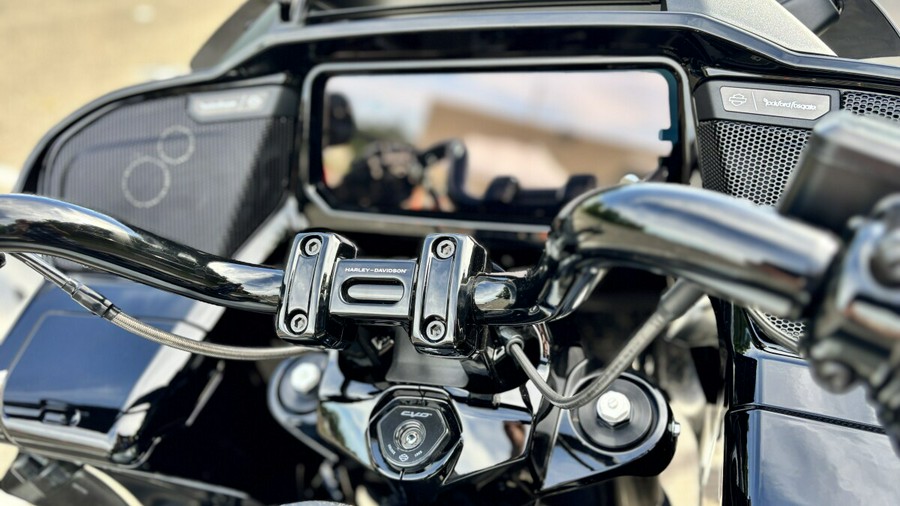 FLTRXSTSE 2025 CVO™ Road Glide™ ST