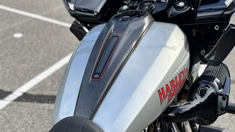 FLTRXSTSE 2025 CVO™ Road Glide™ ST