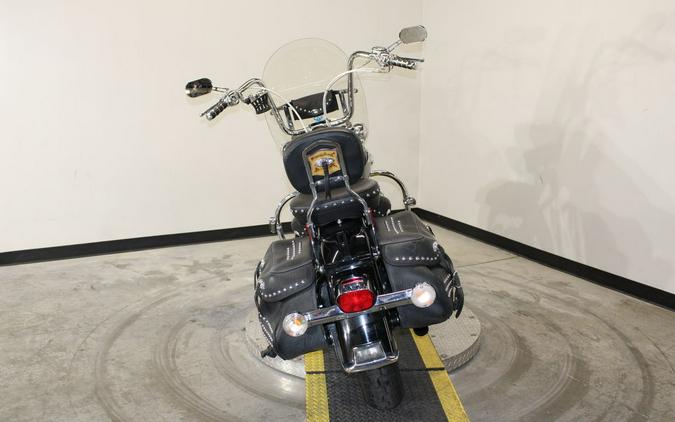 2009 Harley-Davidson® FLSTC - Heritage Softail®