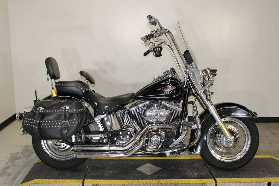 2009 Harley-Davidson® FLSTC - Heritage Softail®