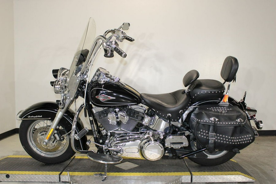 2009 Harley-Davidson® FLSTC - Heritage Softail®