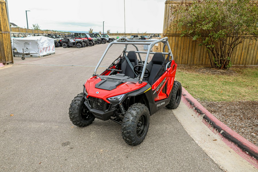2026 POLARIS RZR 200 EFI