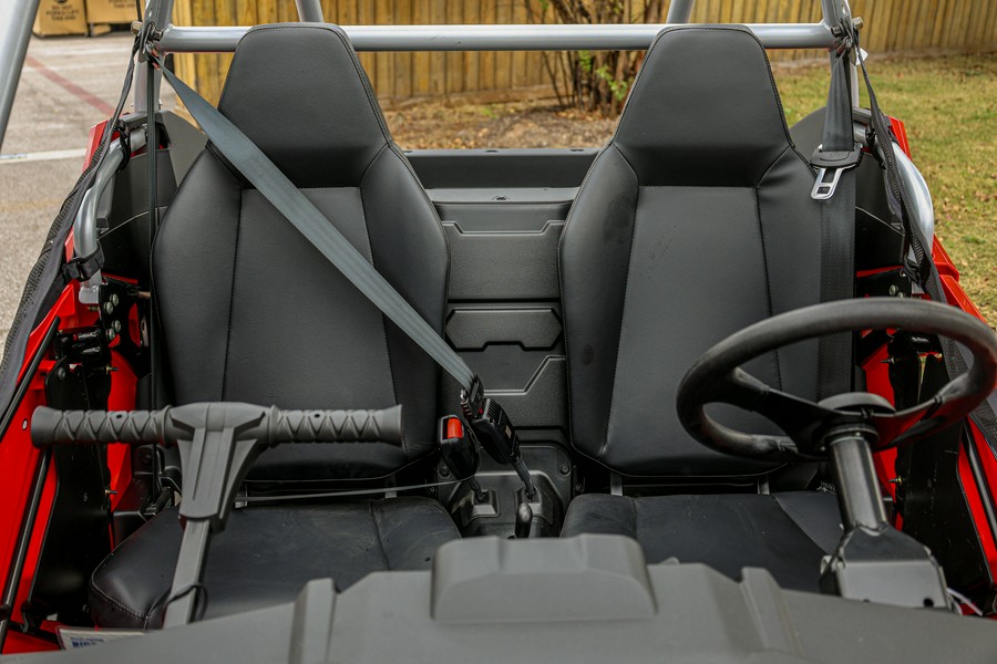 2026 POLARIS RZR 200 EFI