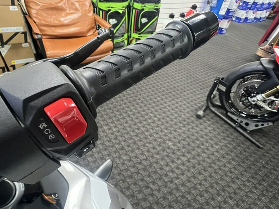 2026 Aprilia Tuono 457 Base